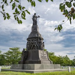 Judge Stops Removal of Confederate Memorial at Arlington National Cemetery